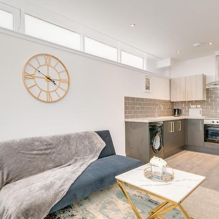 Town House Apartments 웨이크필드 외부 사진